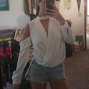 Bardot • White wrap cut out cold shoulder top